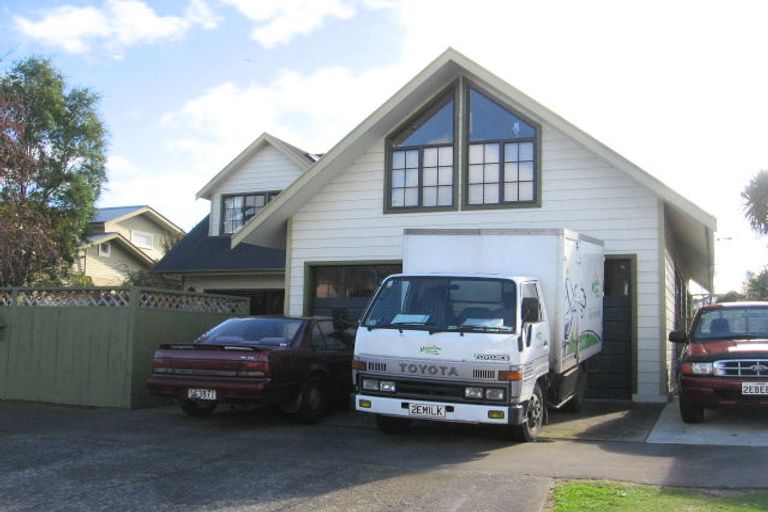 Photo of property in 11a Saint Johns Avenue, Palmerston North, 4414