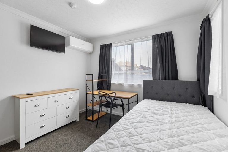 Photo of property in 22 Palm Avenue, Hokowhitu, Palmerston North, 4410