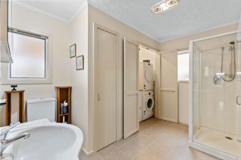 Photo of property in 53 Hillview Road, Alexandra, 9391