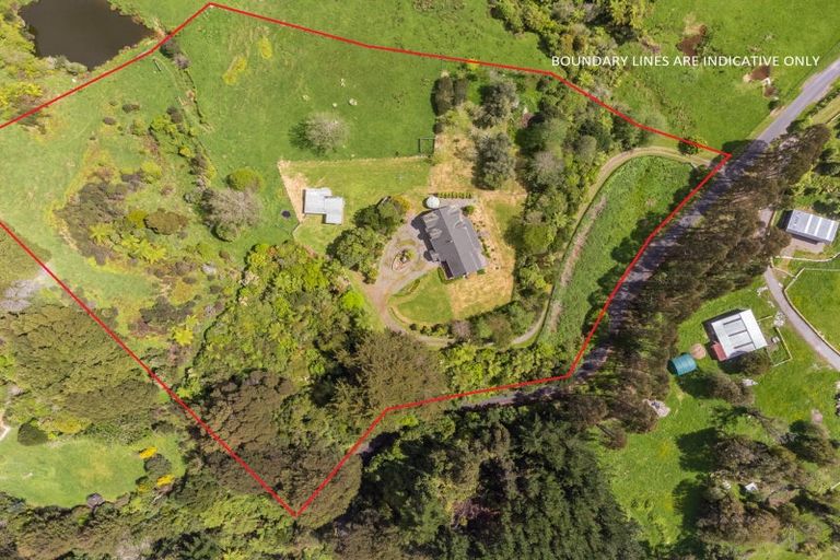 Photo of property in 232 Mangaone Road, Reikorangi, Waikanae, 5391