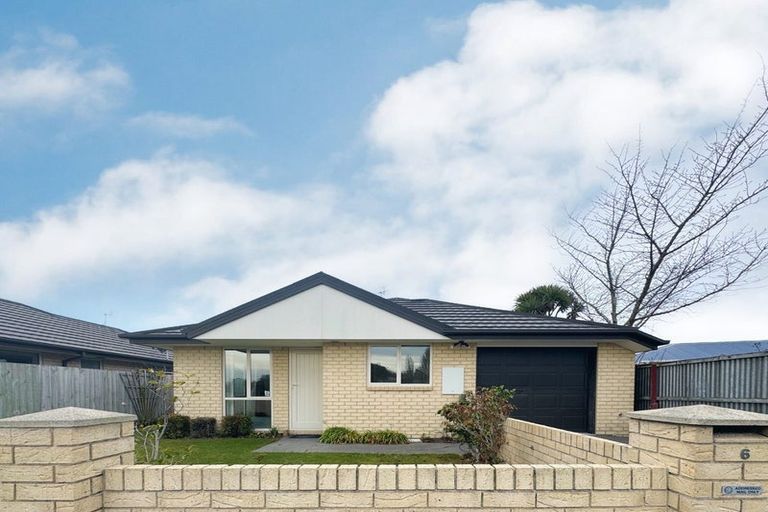 Photo of property in 6 Oakridge Street, Halswell, Christchurch, 8025