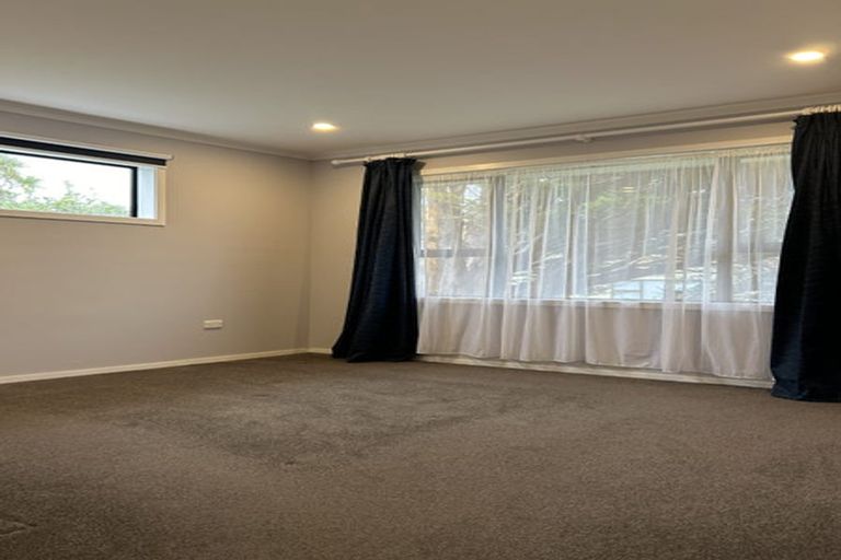 Photo of property in 5 Colorado Grove, Brooklyn, Wellington, 6021