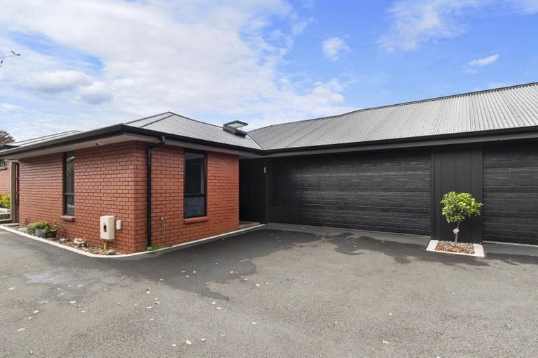 Photo of property in 3/16 Mccracken Avenue, Hillcrest, Hamilton, 3216