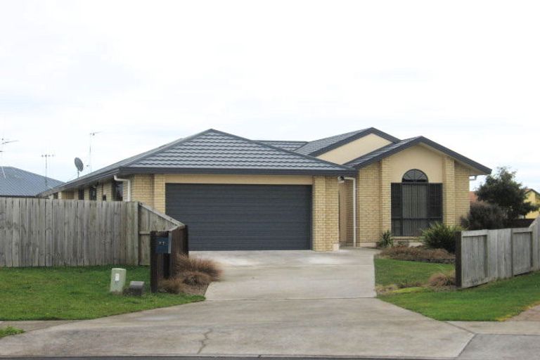 Photo of property in 37 Aldona Place, Fairview Downs, Hamilton, 3214