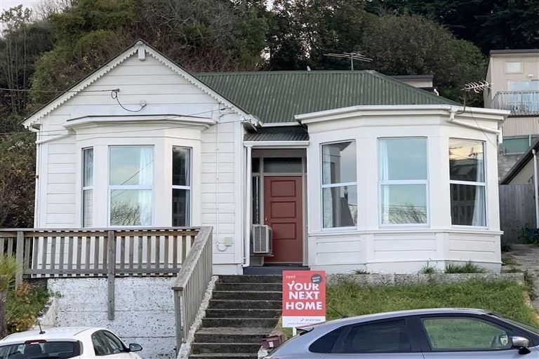 Photo of property in 9 Maitland Street, Dunedin Central, Dunedin, 9016