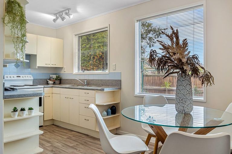 Photo of property in 18b Kuaka Crescent, Bromley, Christchurch, 8062