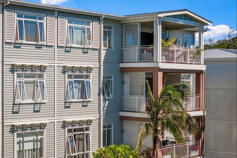 Photo of property in 78 Panorama Heights, Orewa, 0931