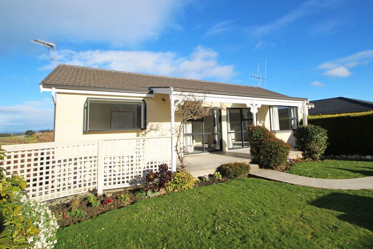 Photo of property in 22 Leven Street, South Hill, Oamaru, 9400
