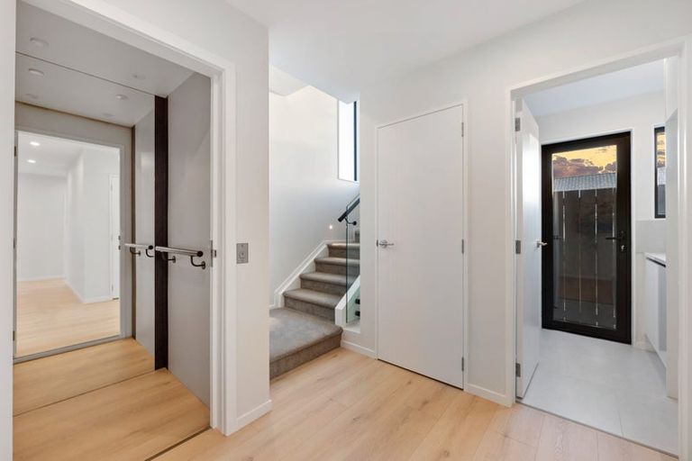 Photo of property in 13d Dominion Street, Takapuna, Auckland, 0622