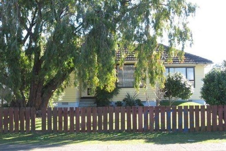 Photo of property in 22 Sheehan Avenue, Papakura, 2110