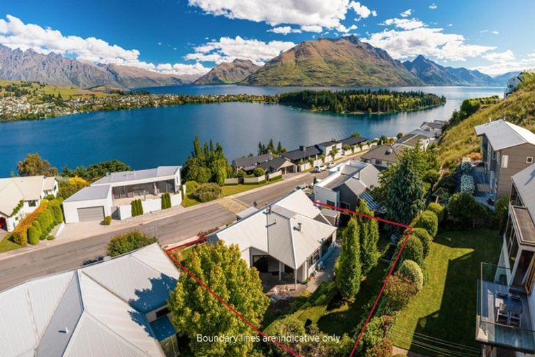Photo of property in 82 Panorama Terrace, Queenstown, 9300