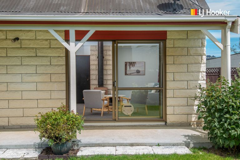 Photo of property in 11 Cedar Crescent, Mosgiel, 9024