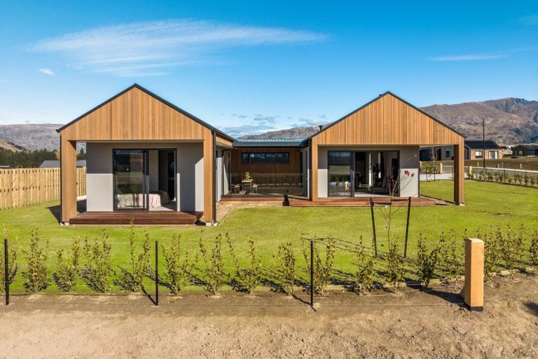 Photo of property in Northlake, 14 Erewhon Crescent, Wanaka, 9305