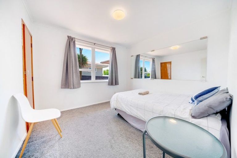 Photo of property in 9 O'connell Street, Manurewa, Auckland, 2102