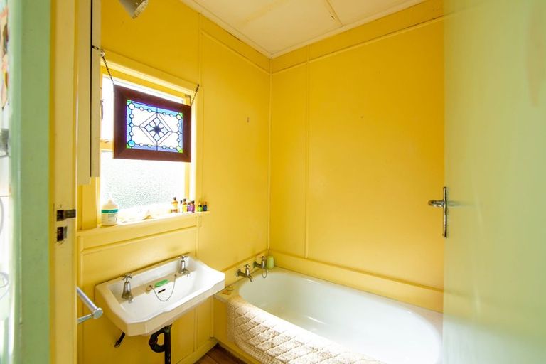 Photo of property in 616 Aranga Coast Road, Aranga, 0376