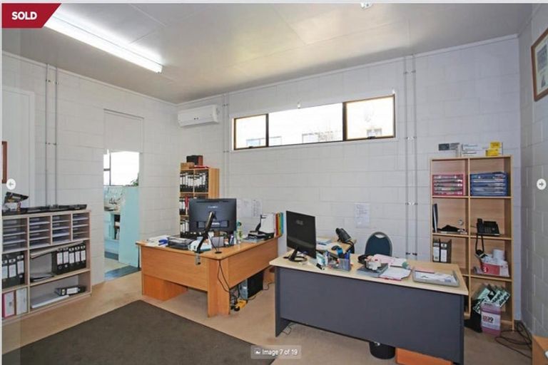 Photo of property in 580 Burtt Road, Runciman, Drury, 2578