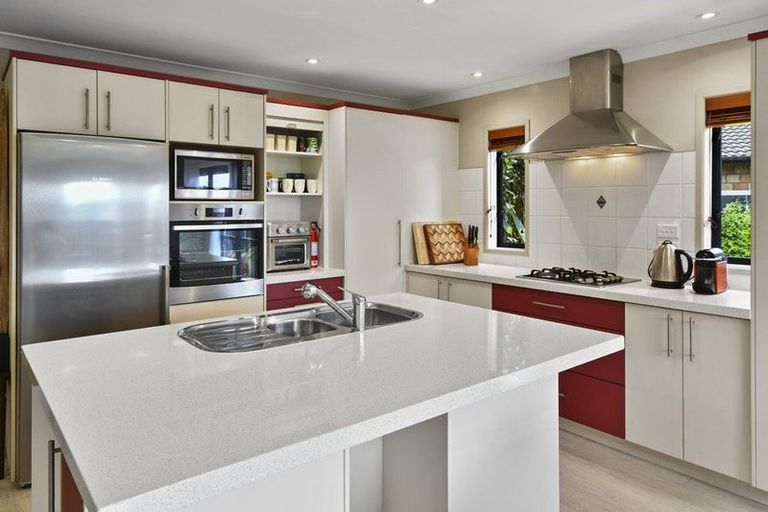 Photo of property in 12 Phoenicia Court, The Gardens, Auckland, 2105