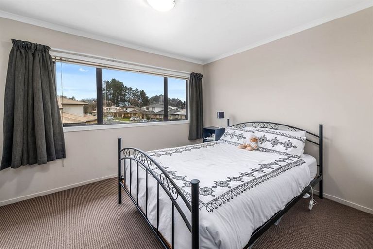 Photo of property in 43/64 Kawaha Point Road, Kawaha Point, Rotorua, 3010