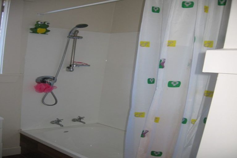 Photo of property in 17 Mersey Street, St Albans, Christchurch, 8014