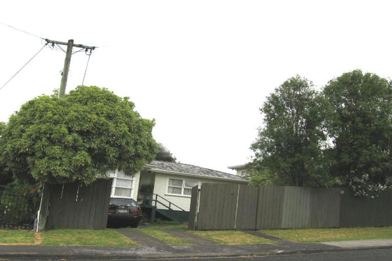 Photo of property in 30 Levesque Street, Birkdale, Auckland, 0626