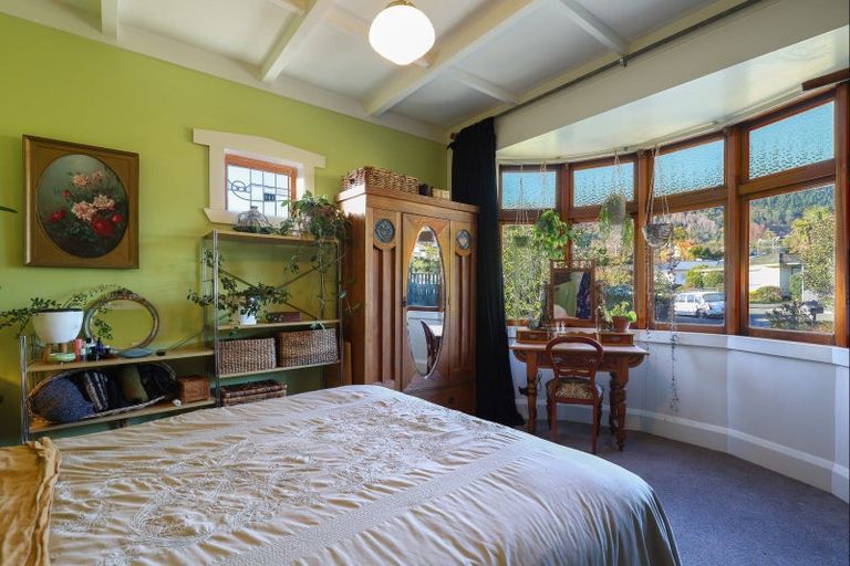 Photo of property in 65 Wellington Street, Nelson South, Nelson, 7010