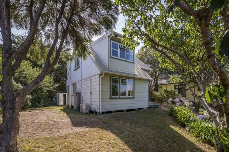Photo of property in 51 Renown Road, Raumati South, Paraparaumu, 5032