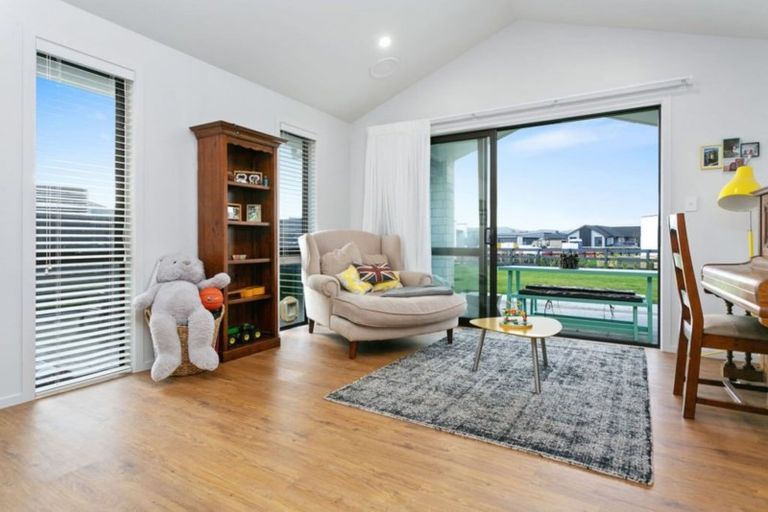 Photo of property in 11 Mike Smith Drive, Cambridge, 3434