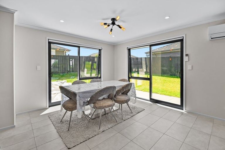 Photo of property in 10 Peacock Place, Pokeno, 2402