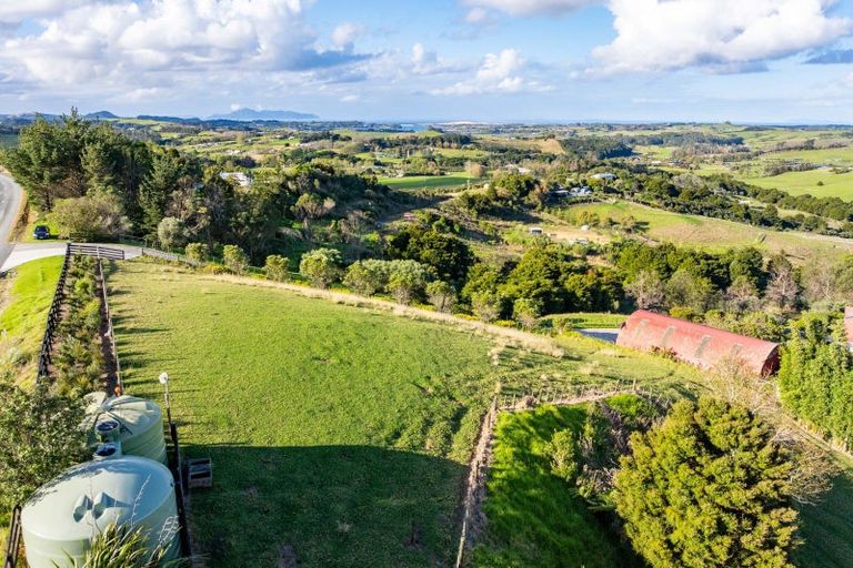 Photo of property in 217a Lawrence Road, Mangawhai, 0573