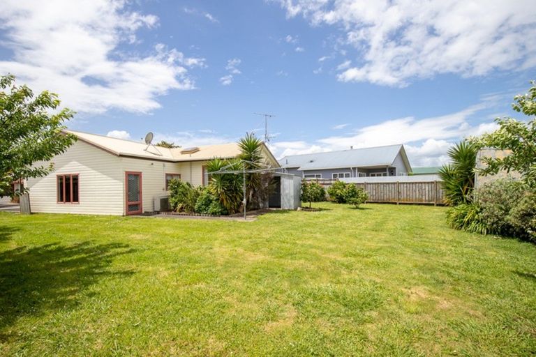 Photo of property in 50 Darlington Street, Ngatea, 3503