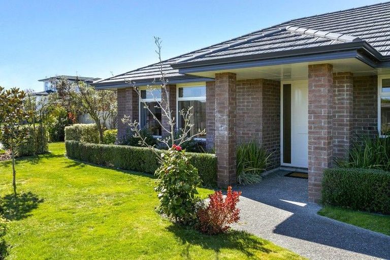 Photo of property in 2 Loloma Way, Wharewaka, Taupo, 3330