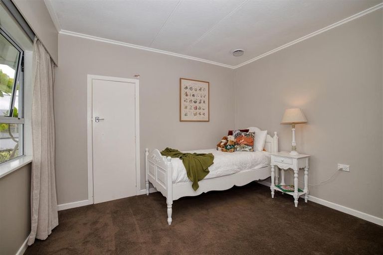 Photo of property in 61 Gorge Road, Maungaturoto, 0520