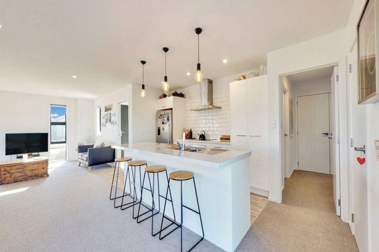 Photo of property in 38 Te Kio Crescent, Papamoa Beach, Papamoa, 3118