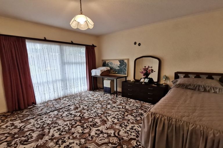 Photo of property in 15 Bickerstaffe Road, Maungaturoto, 0520