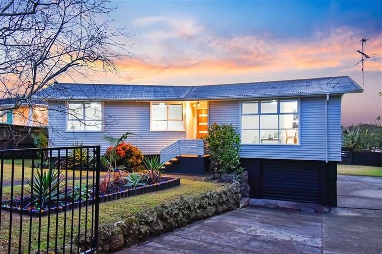 Photo of property in 9 Walden Place, Mangere East, Auckland, 2024