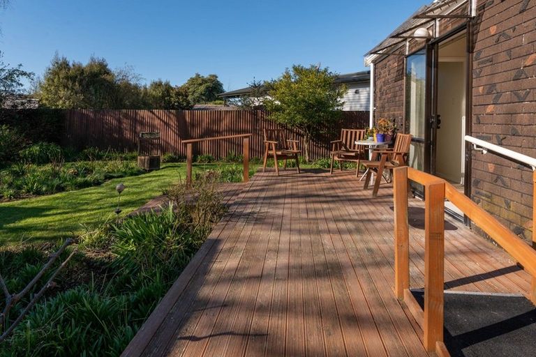 Photo of property in 40 Kawaha Point Road, Fairy Springs, Rotorua, 3015