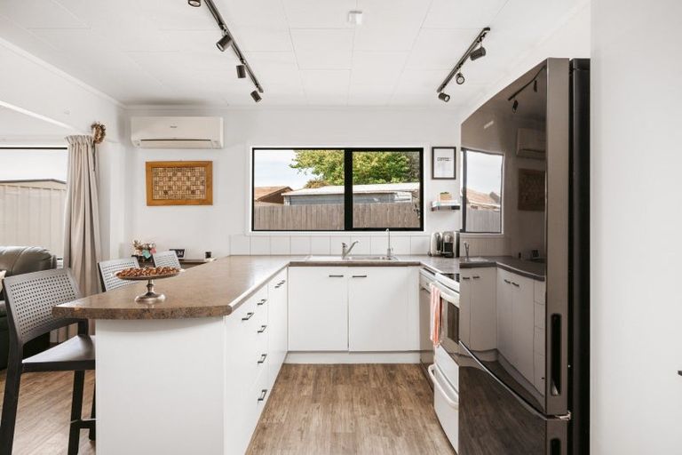 Photo of property in 61a Haukore Street, Hairini, Tauranga, 3112