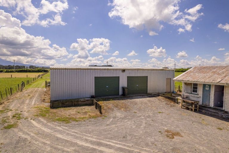 Photo of property in 86 Victoria Street, Kaponga, Hawera, 4679