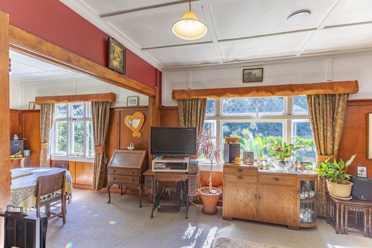 Photo of property in 45 Faraday Street, Hospital Hill, Napier, 4110