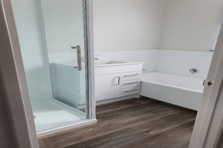 Photo of property in 14 Garland Drive, St Andrews, Hamilton, 3200