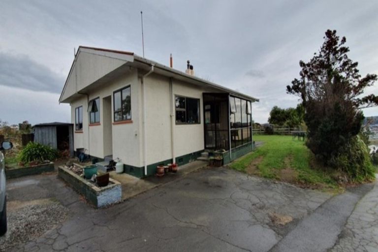 Photo of property in 28 Shakespeare Road, Bastia Hill, Whanganui, 4500