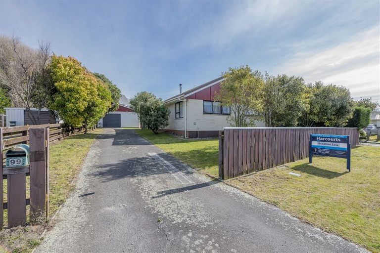 Photo of property in 99 Norfolk Crescent, Otaki Beach, Otaki, 5512