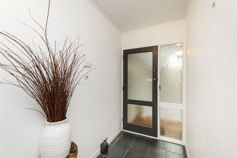 Photo of property in 8 Linmor Place, Terrace End, Palmerston North, 4410