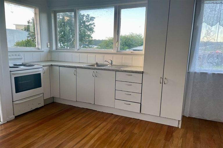 Photo of property in 339 Main Road, Huapai, Kumeu, 0810