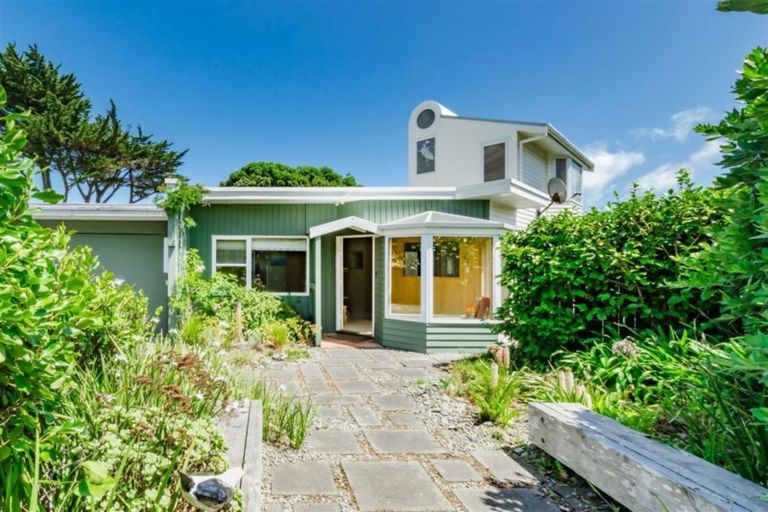 Photo of property in 7b Willow Grove, Raumati Beach, Paraparaumu, 5032