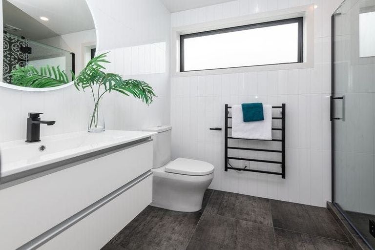 Photo of property in 122b Moore Street, Howick, Auckland, 2014