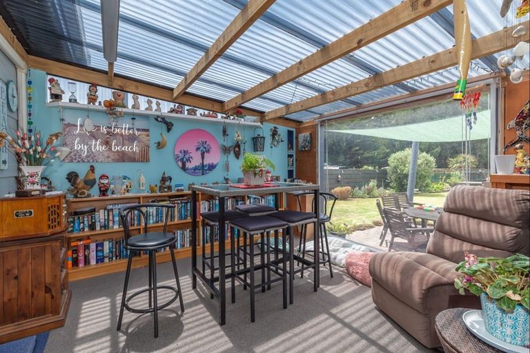 Photo of property in 29 Barling Street, Himatangi Beach, Foxton, 4891