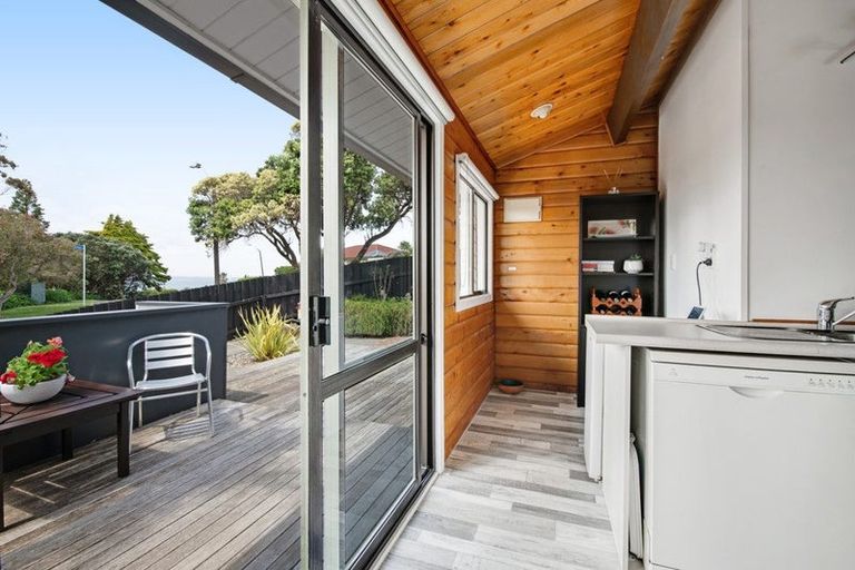 Photo of property in 8 Ngahere Views, Orewa, 0931