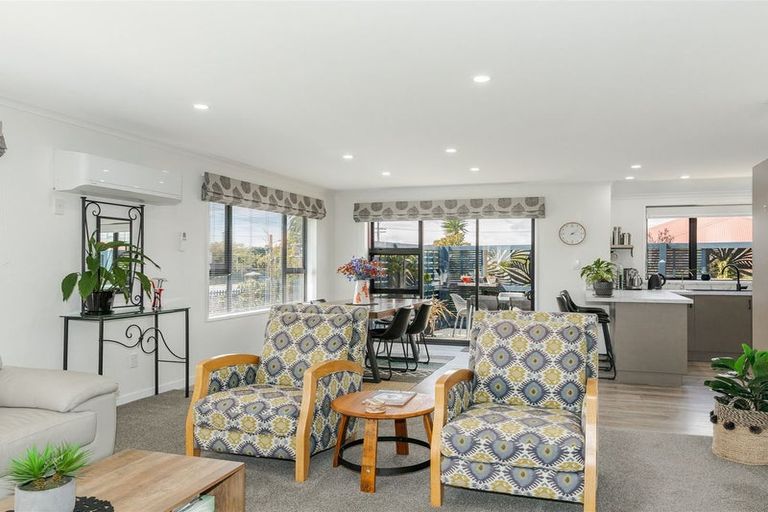 Photo of property in 34 Fonblanque Street, Westport, 7825