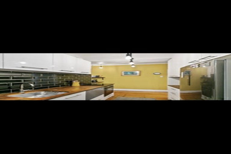 Photo of property in Sunhaven Flats, 262 Oriental Parade, Oriental Bay, Wellington, 6011